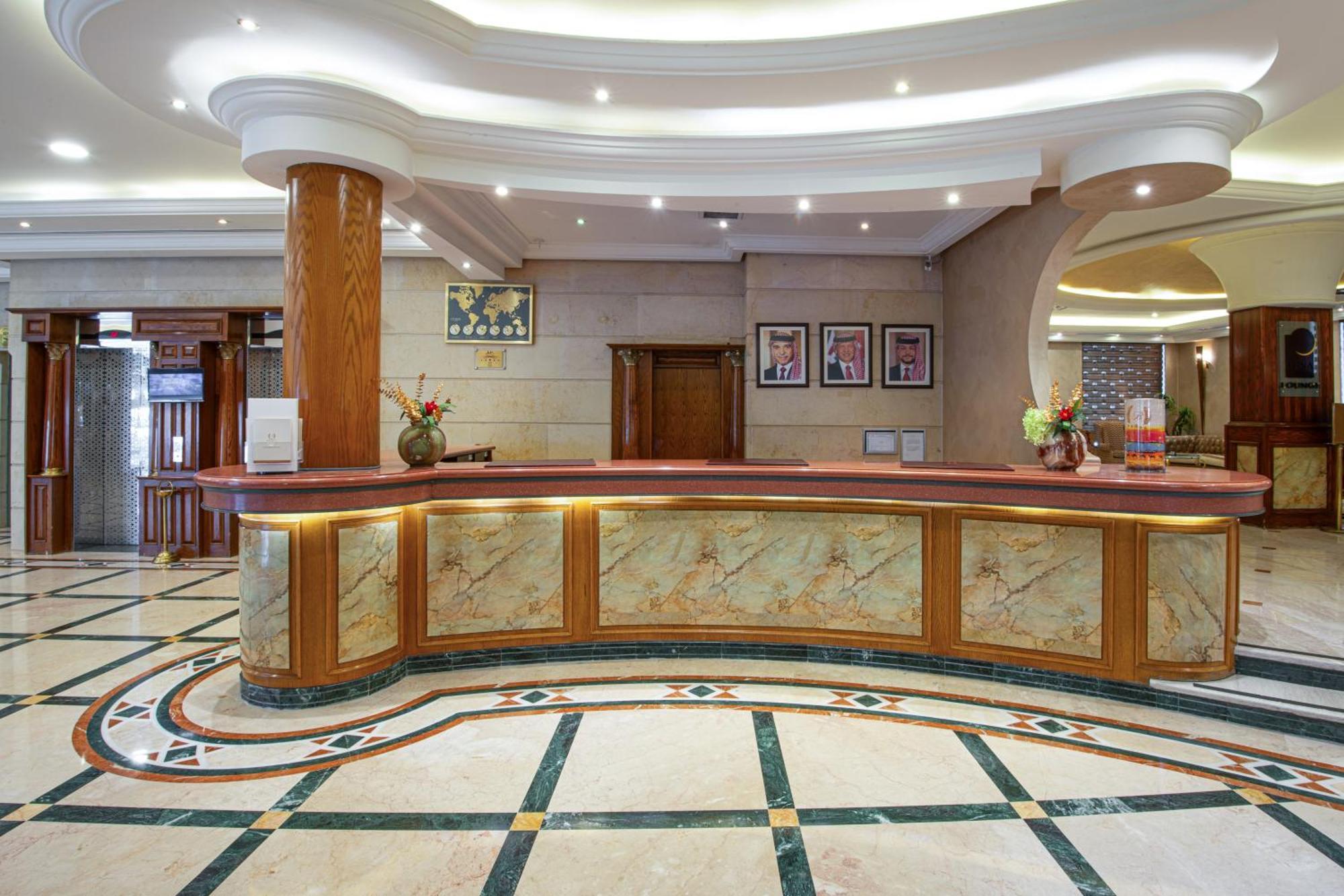 Bristol Hotel Amman Exterior foto The lobby of the hotel